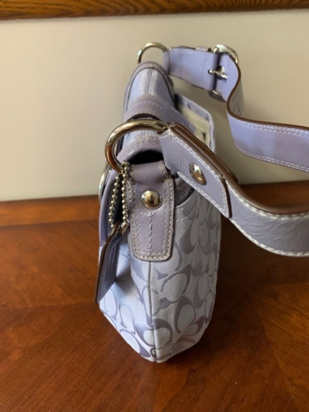 Like New Coach Bag - Picture 4 of 8